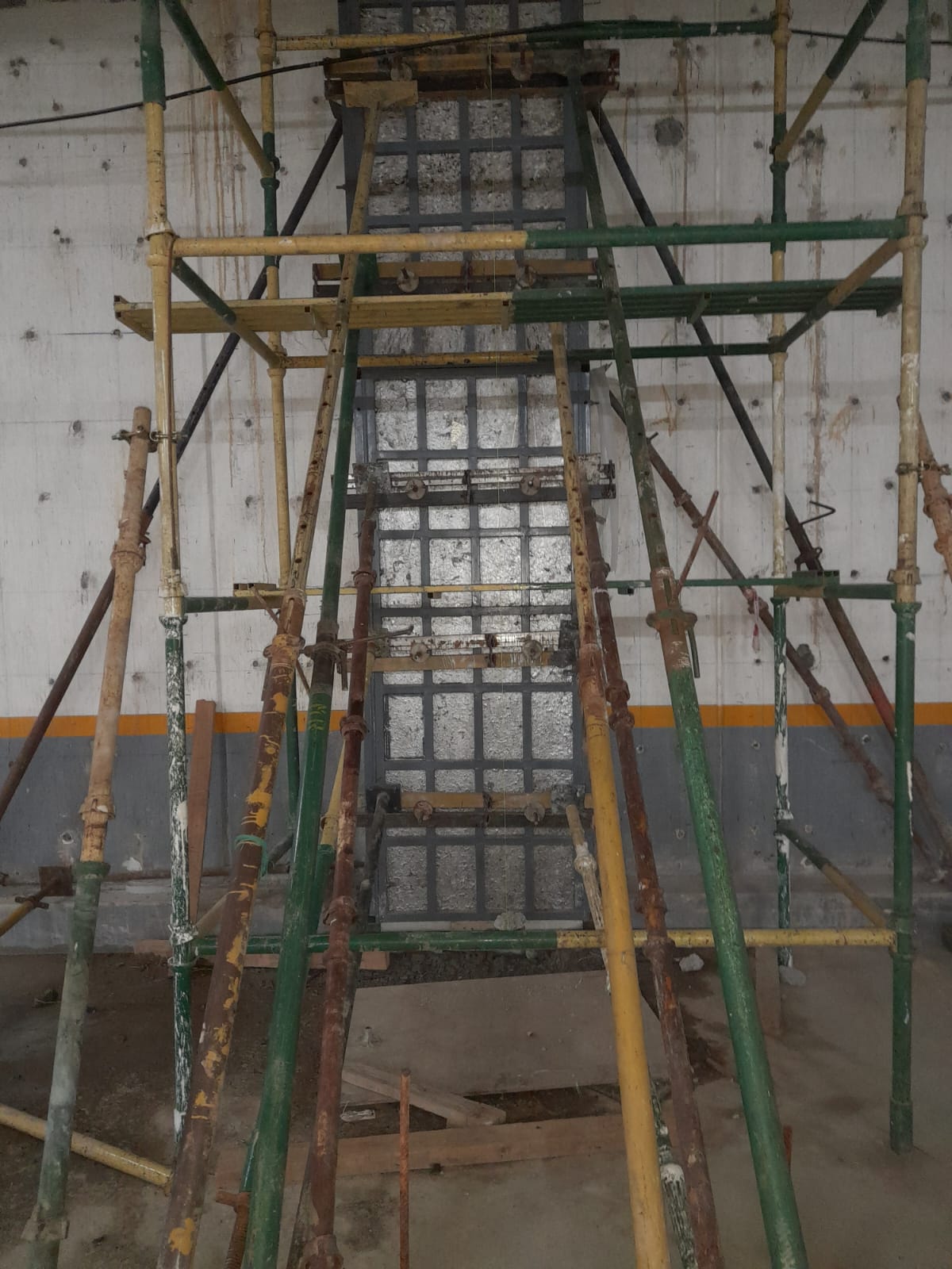 COLUMN BRACKET FORMWORK